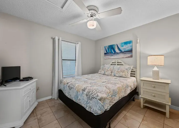 Apartment Sundial G3 By Youngs Suncoast *